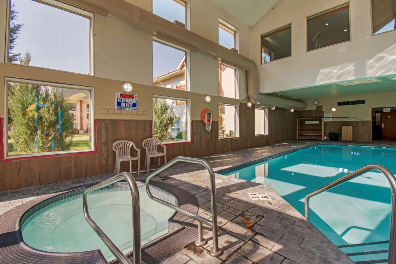 Best Western Plus Valemount Inn & Suites Eksteriør billede