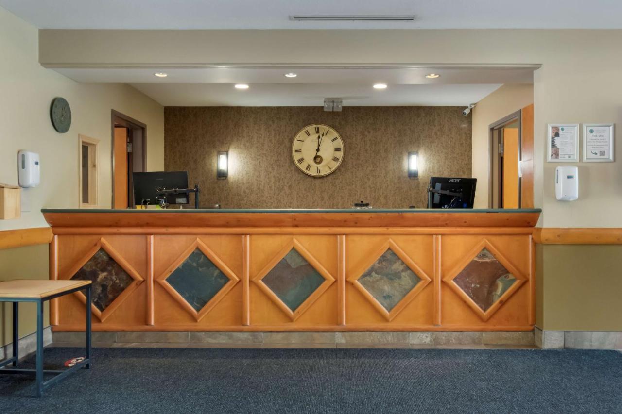 Best Western Plus Valemount Inn & Suites Eksteriør billede